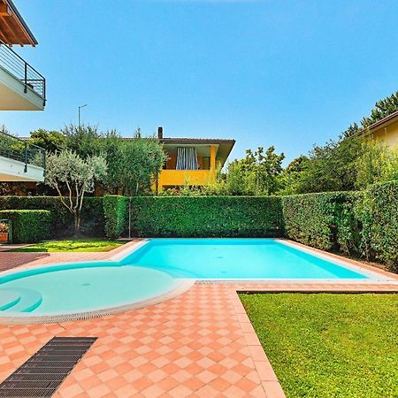 Annamaria 9 Apartment By Wonderful Italy Сірміоне Екстер'єр фото