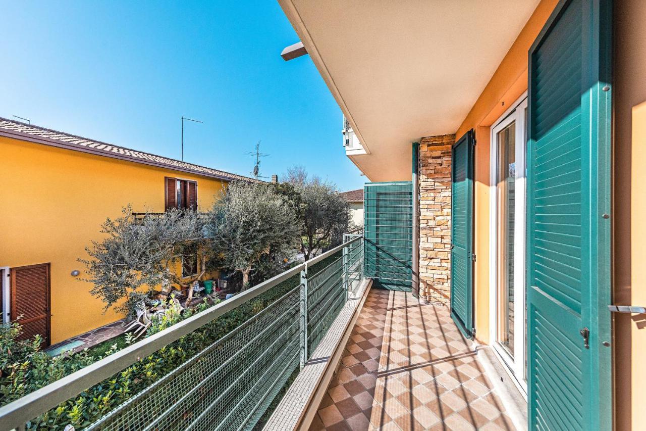 Annamaria 9 Apartment By Wonderful Italy Сірміоне Екстер'єр фото