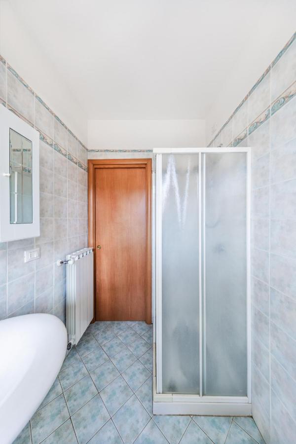 Annamaria 9 Apartment By Wonderful Italy Сірміоне Екстер'єр фото