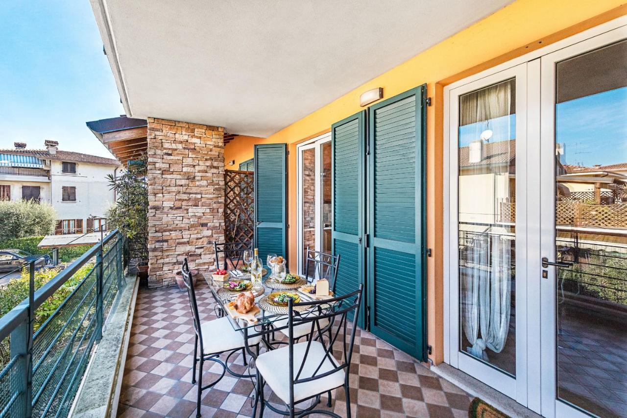Annamaria 9 Apartment By Wonderful Italy Сірміоне Екстер'єр фото